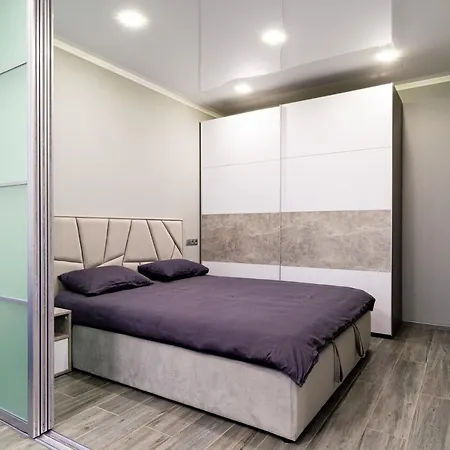 22 Этаж Центр Район Жд Вокзала * אודסה